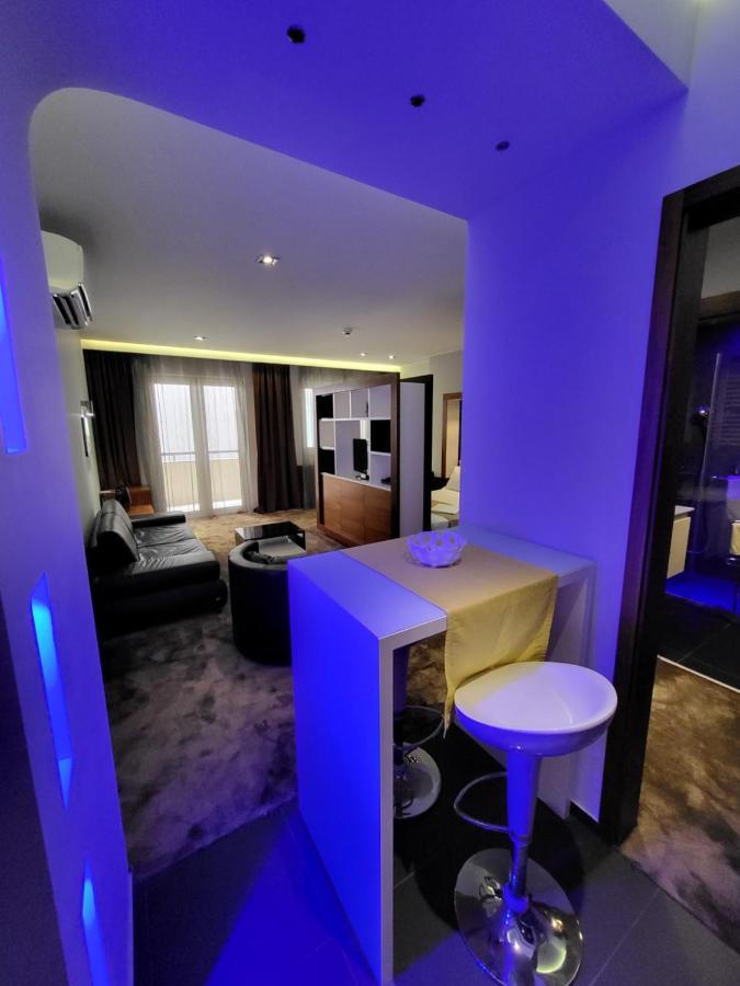 Apartments M Palace Budva Bagian luar foto