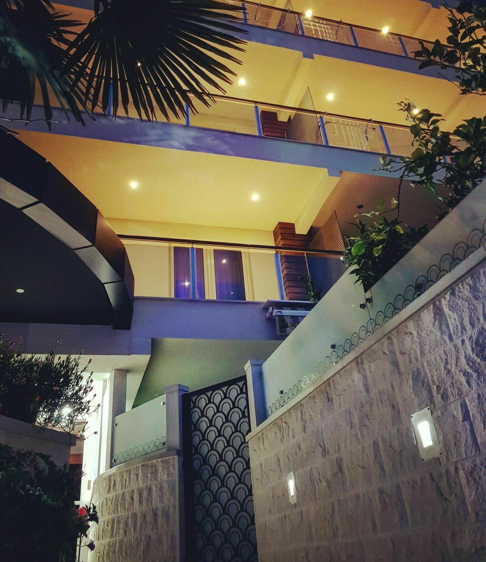Apartments M Palace Budva Bagian luar foto